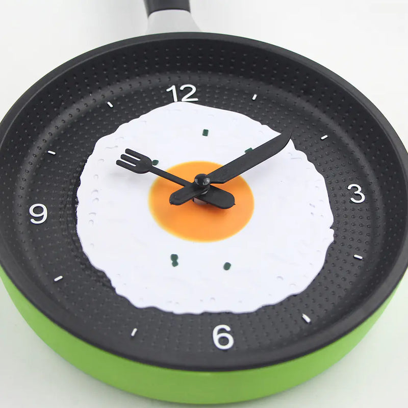 Fried Egg Pan Mute Wall Clock - Simple Design.